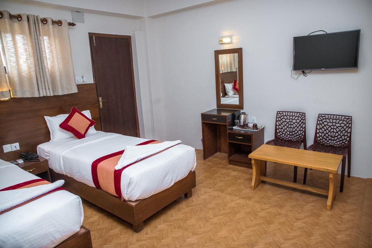 Hotel Himalayan Vacation ポカラ エクステリア 写真